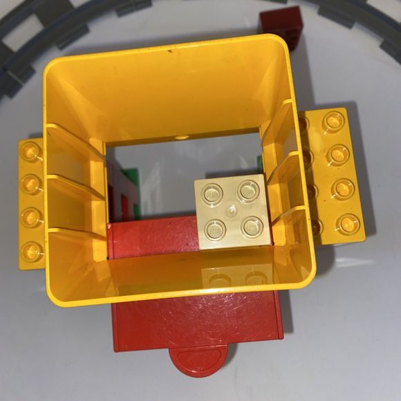 Lego | Toys | Vintage Lego Duplo Thomas Load Carry Train Set  Vintage  Duplo Thomas Load & Carry Train Set 5554 Used Incomplete Minifig